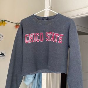 Cropped Crew neck, vintage logo